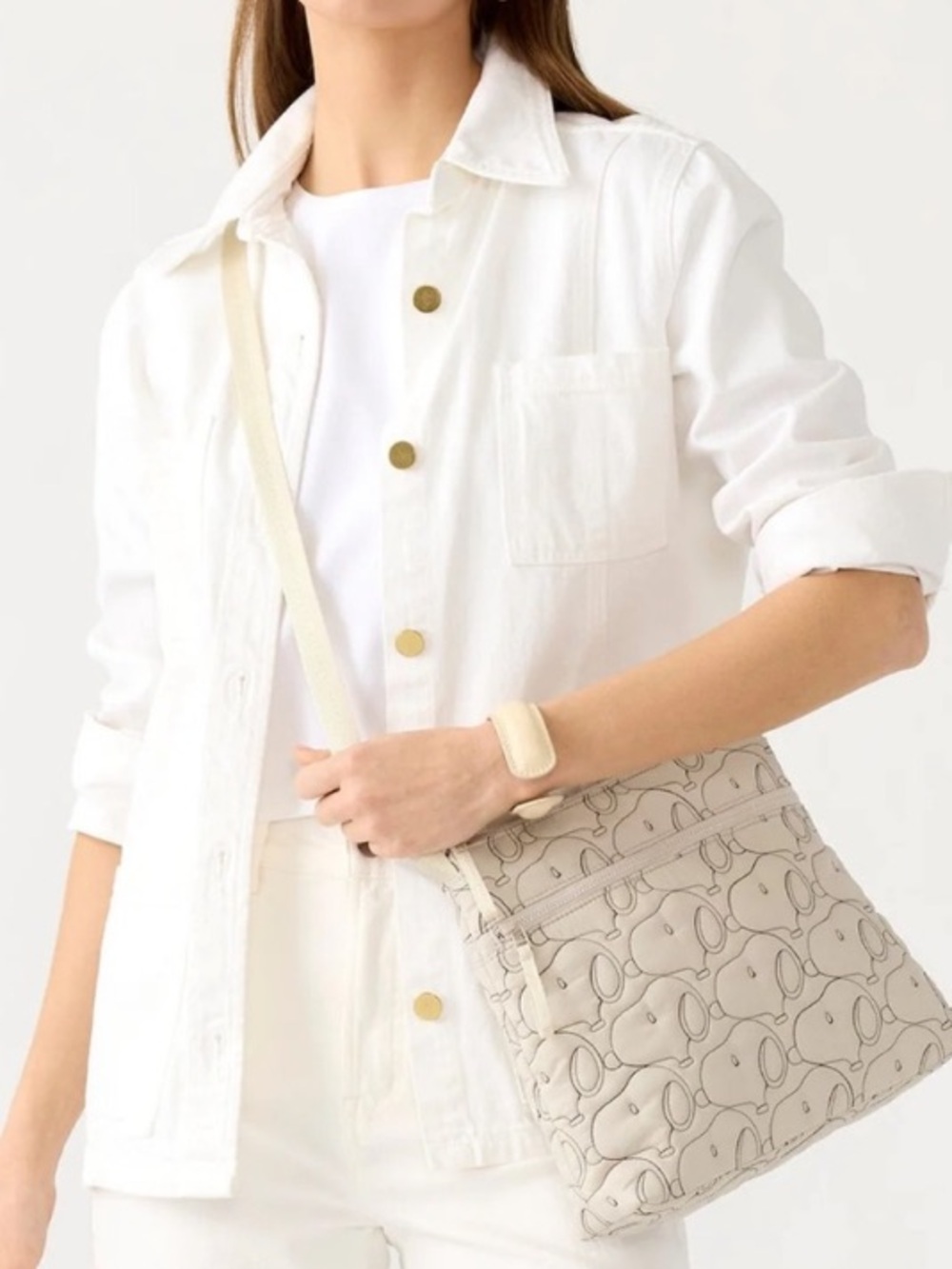 Vera Bradley Peanuts Original Zip Hip Cream Crossbody with Subtle Loop Pattern - Picture 3 of 17